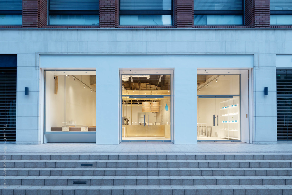 Blue Bottle Coffee Debuts Latest Café in Kobe