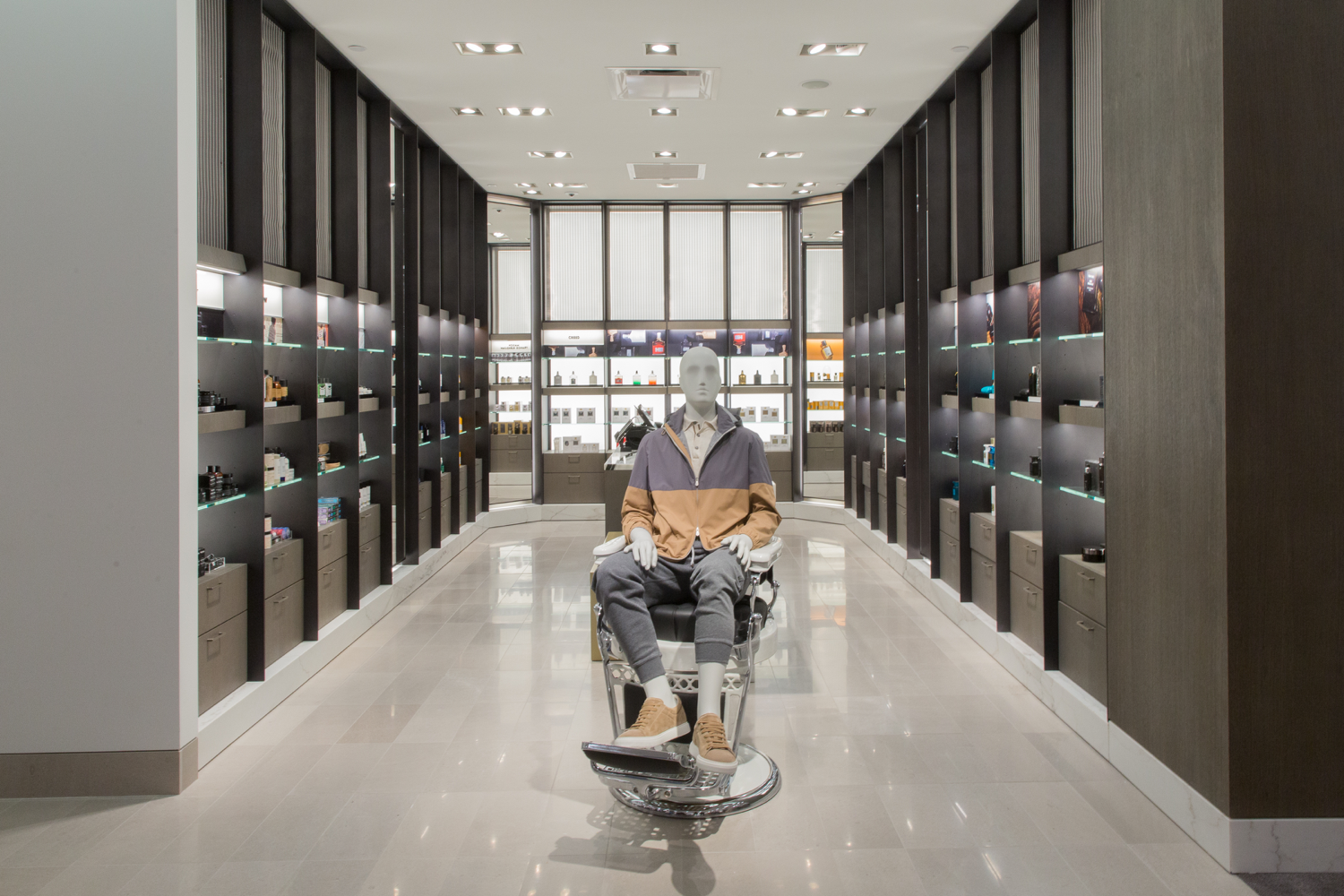 Janson Goldstein Goes Grand for NYC's First Neiman Marcus in Hudson Yards -  Interior Design