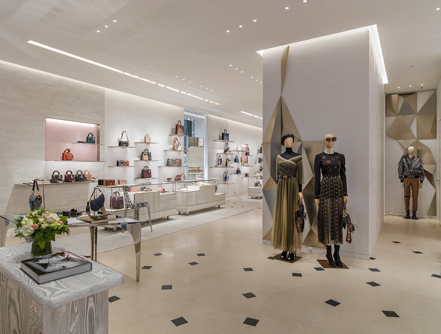 Peter Marino Revamps Dior Flagship Boutique in Paris 