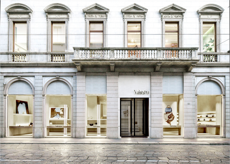 Milan: Valextra store renewal | superfuture®