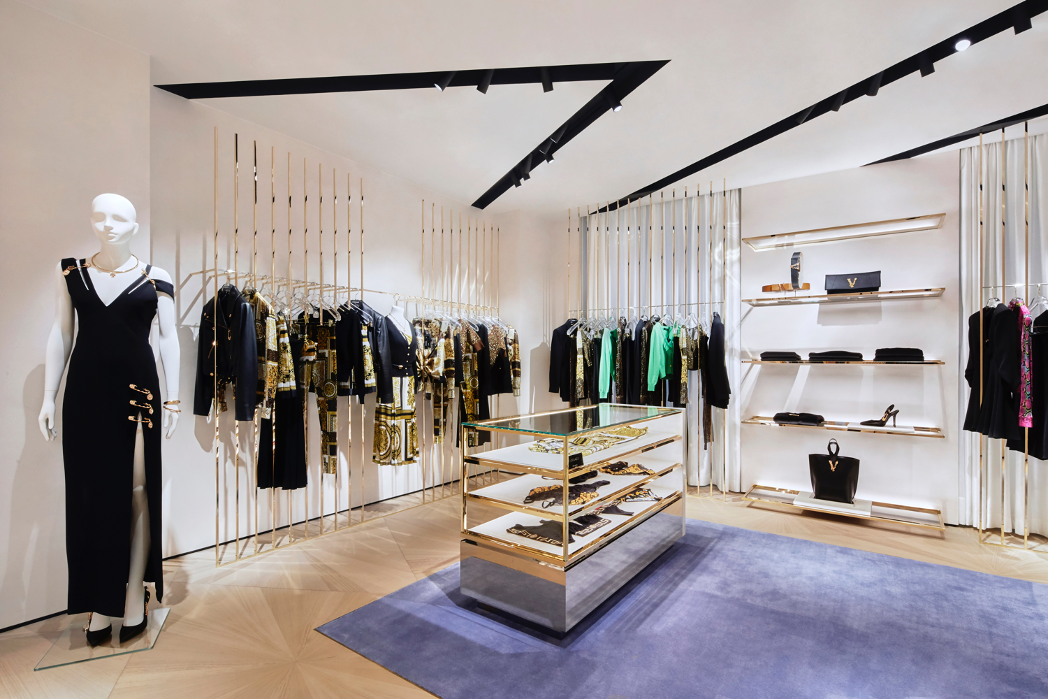 Zurich: Versace Store Opening – WindowsWear
