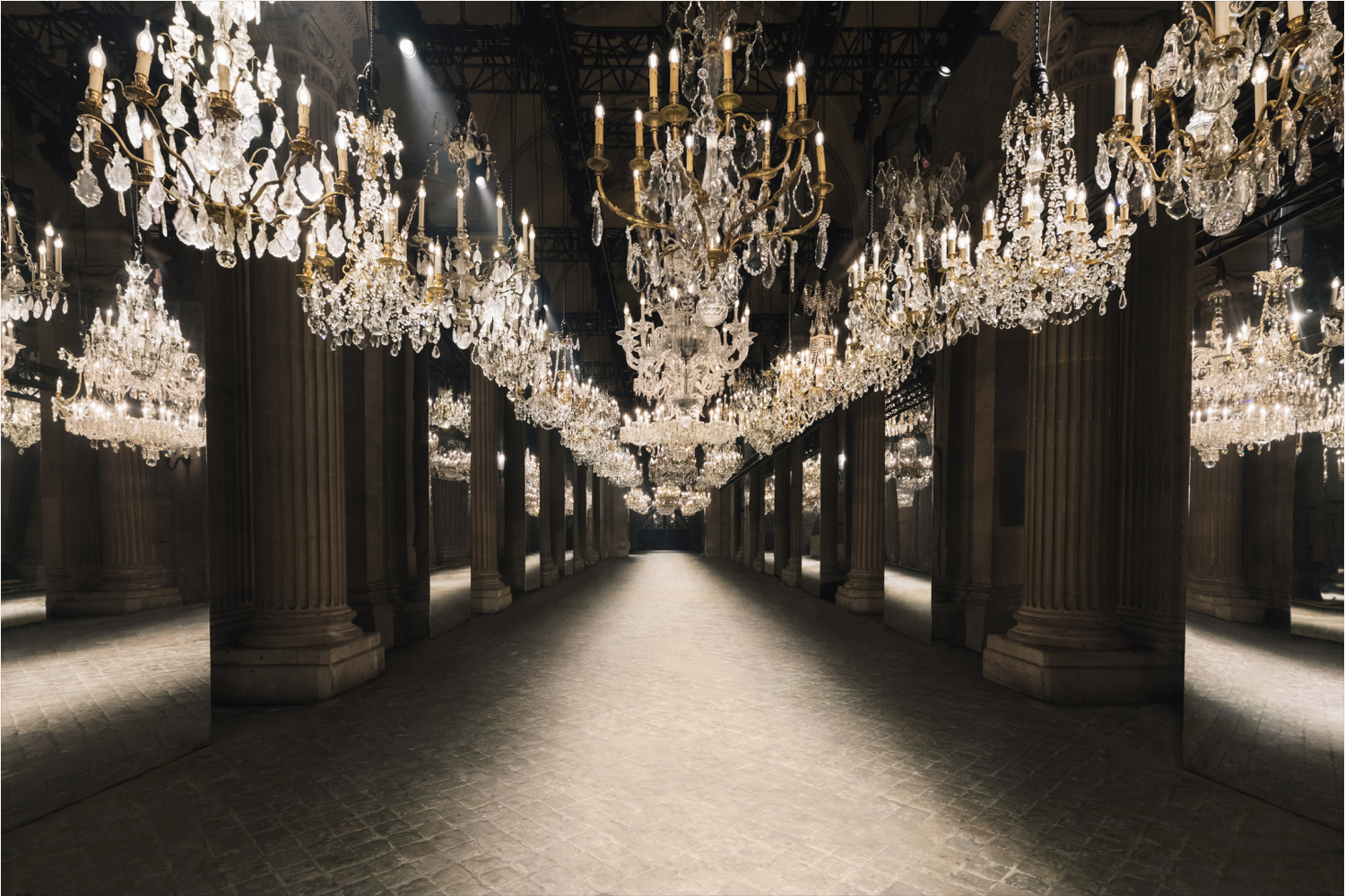 Défilé Louis Vuitton Prêt à porter Automne-Hiver 2020-2021 - Paris