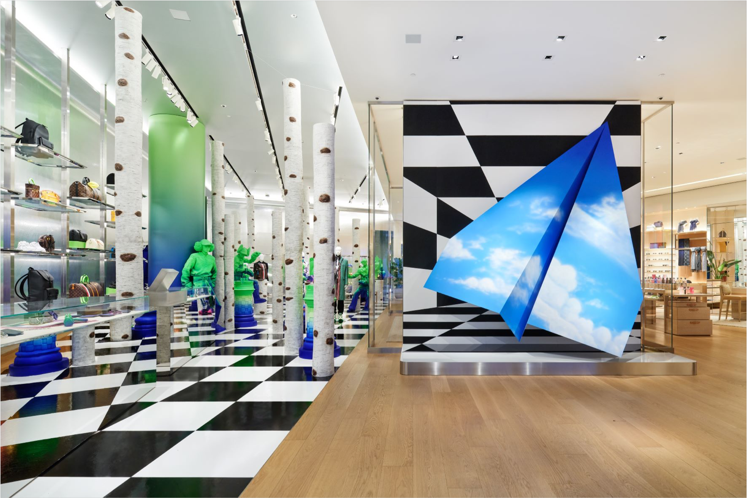 Louis Vuitton Opens in Ginza 