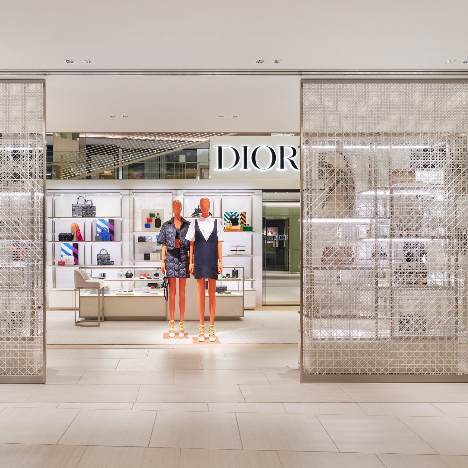 Tokyo: Dior pop-up store