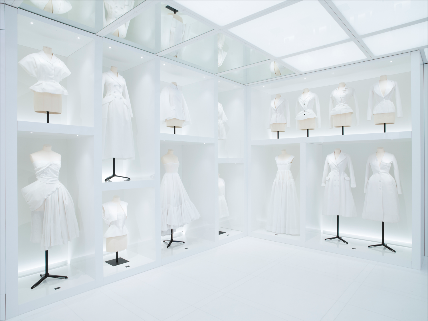 Louis Vuitton - An epic address returns: the Louis Vuitton Montaigne Store  has re-opened at 22, Avenue Montaigne in Paris.