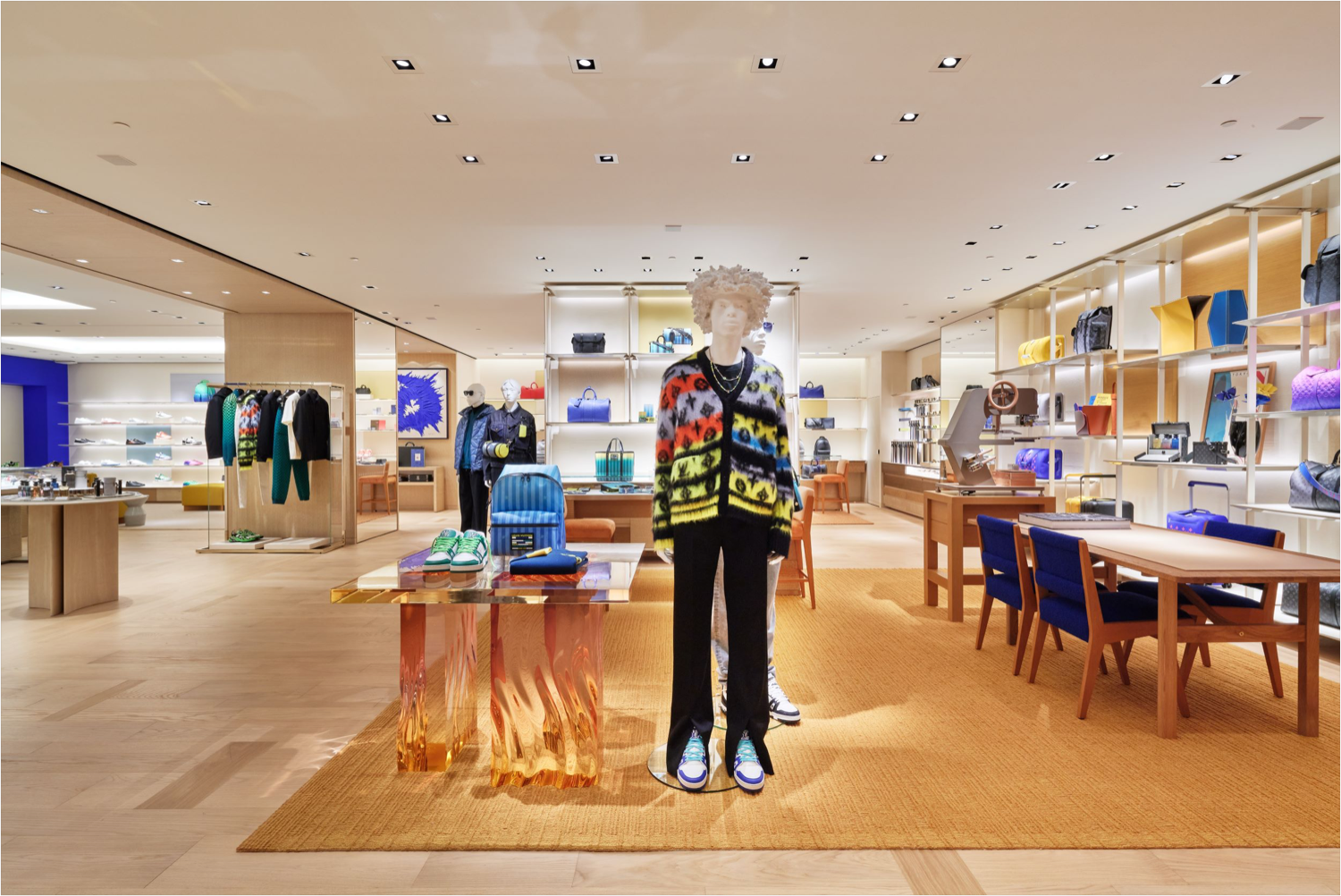 CPP-LUXURY.COM on X: Louis Vuitton to open new flagship store in Bogota,  Colombia  #LouisVuitton #LV #LouisVuittonColombia  #LVColombia #LVBogota #Bogota #Colombia #lujo #luxe #lux #luxury  #newopening #store #newstore