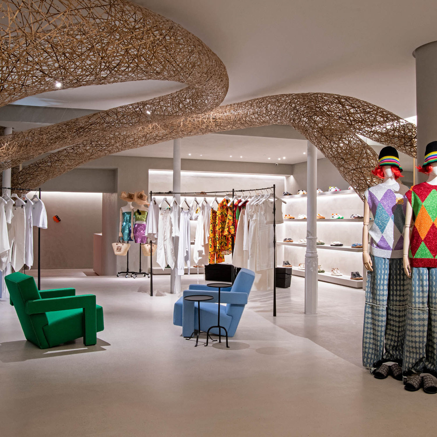 Louis Vuitton  Shopping in Barcelona, Barcelona