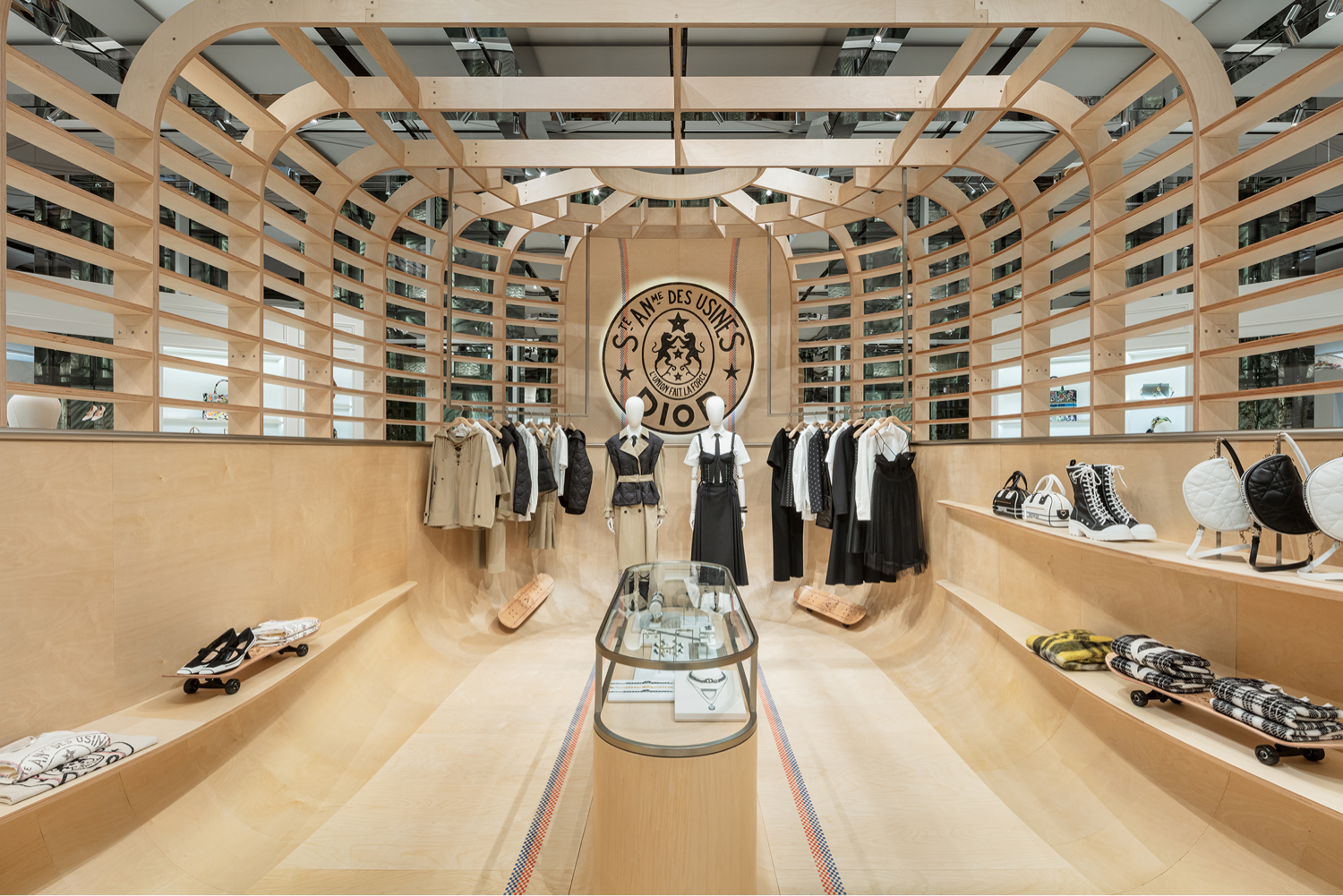 Louis Vuitton Seoul Galleria Men store, Korea