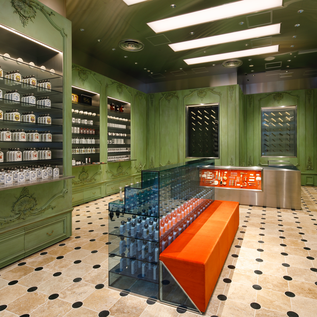 Milan: Officine Universelle Buly store opening