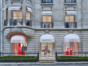 Paris: Versace store renewal | superfuture®