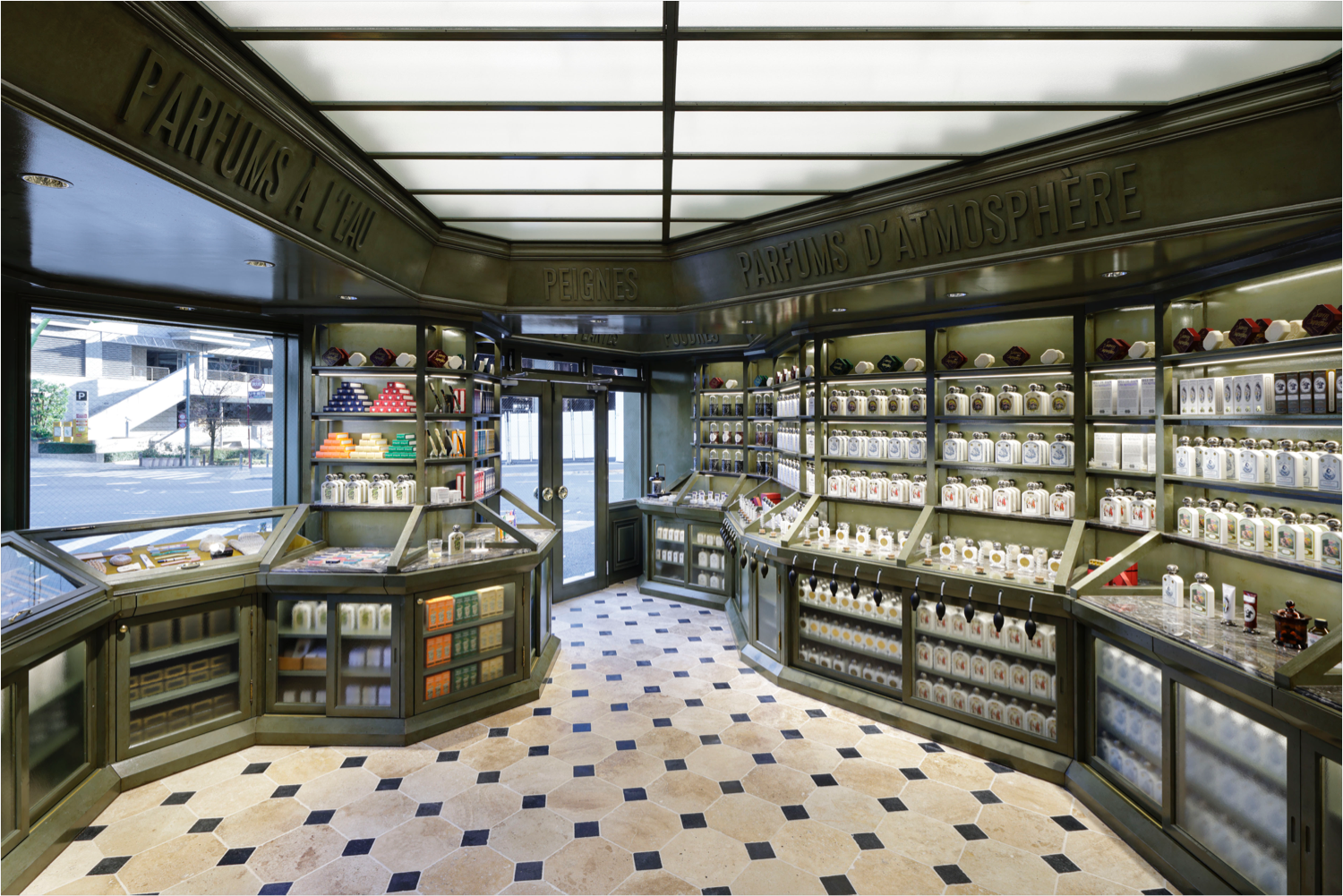 Tokyo: Officine Universelle Buly store opening