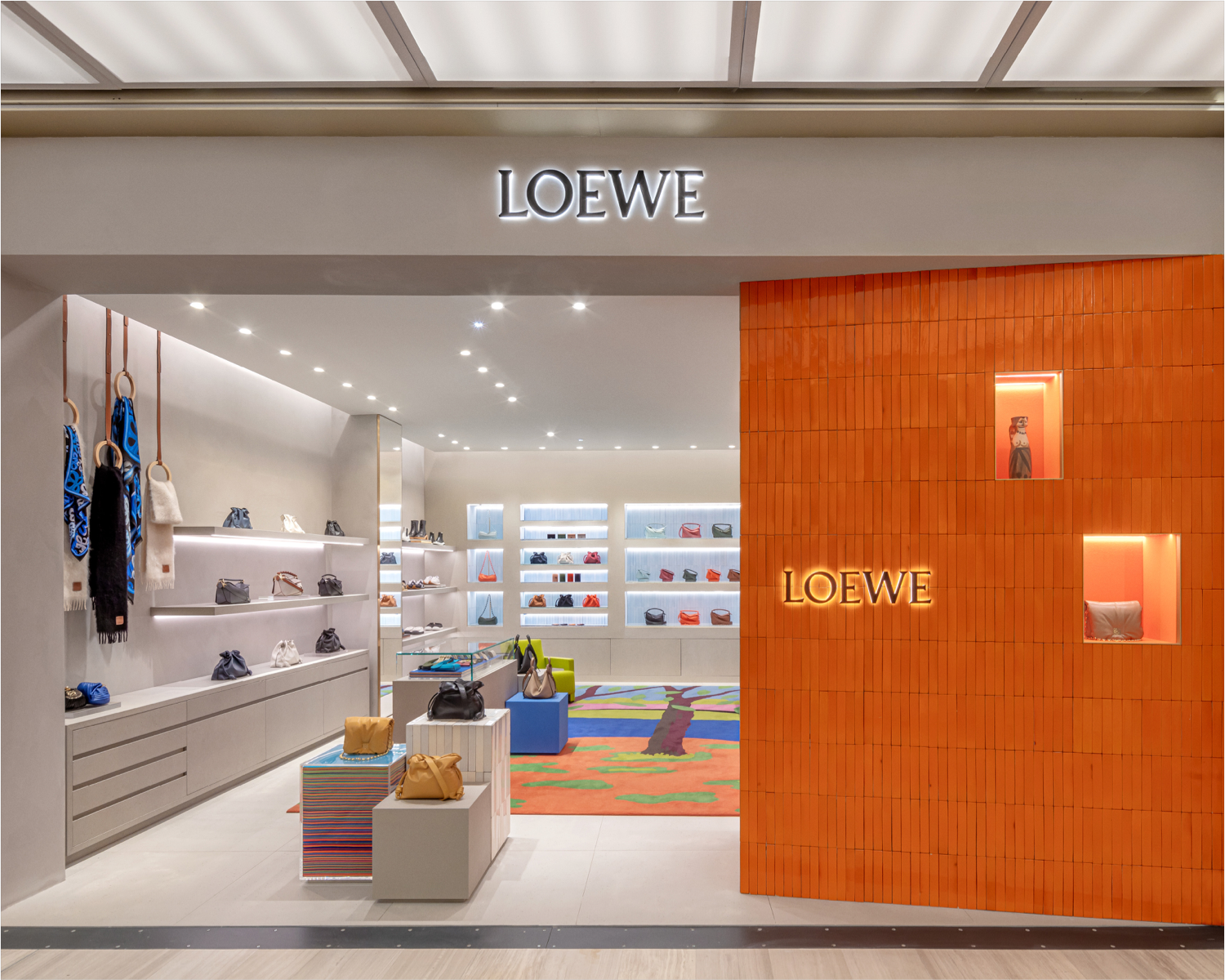 Loewe Opens Permanent Shop in East Hampton, New York – WWD