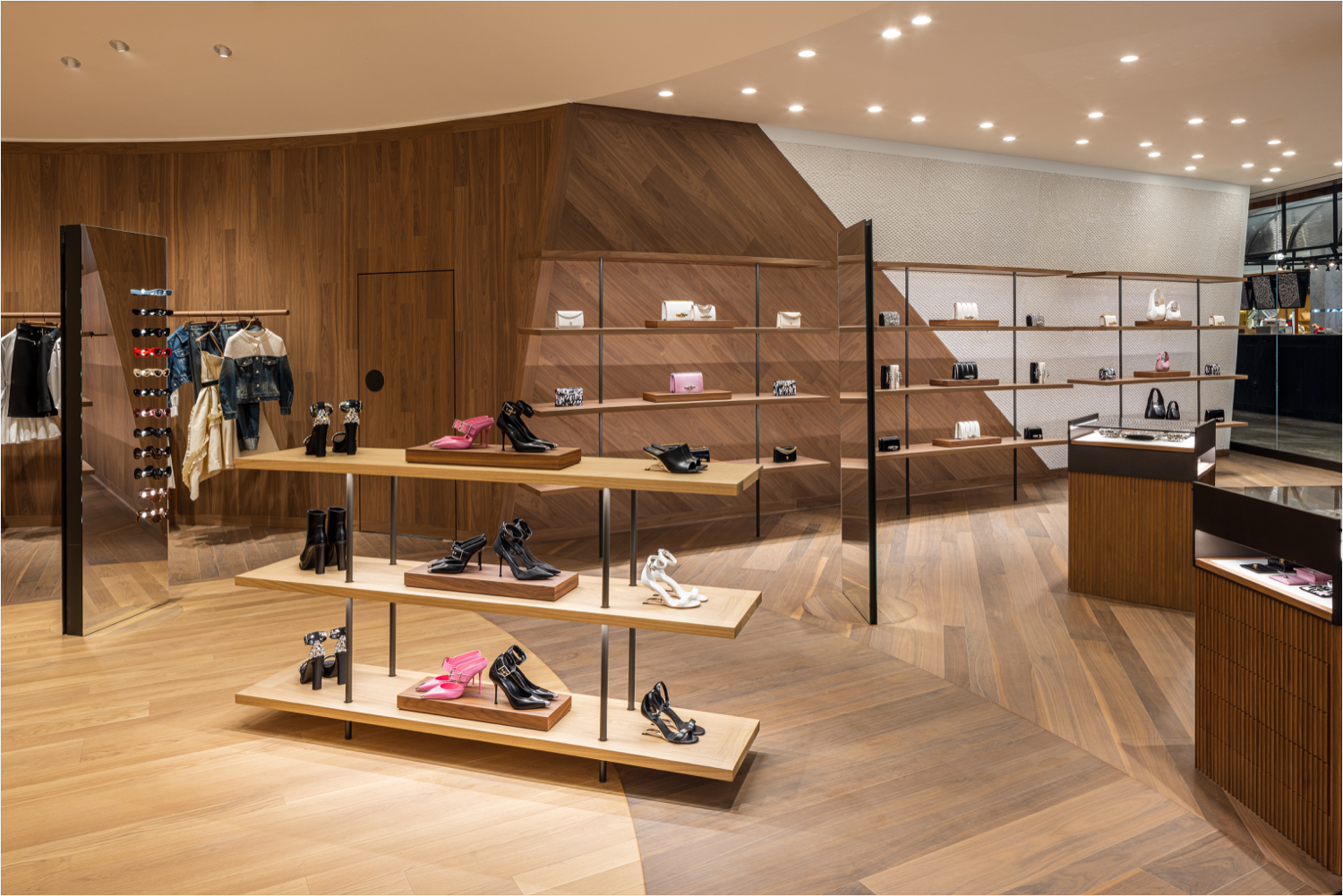 Alexander McQueen's new store opens at Elements